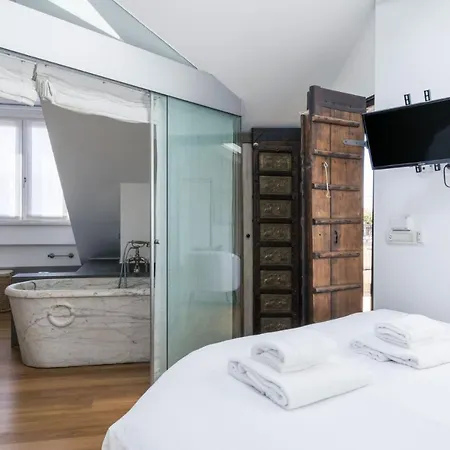 Easylife - Spledido Attico Di Lusso Con Terrazzo In Porta Garibaldi Daire *