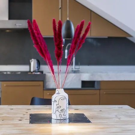 Apartment Easylife - Spledido Attico Di Lusso Con Terrazzo In Porta Garibaldi *